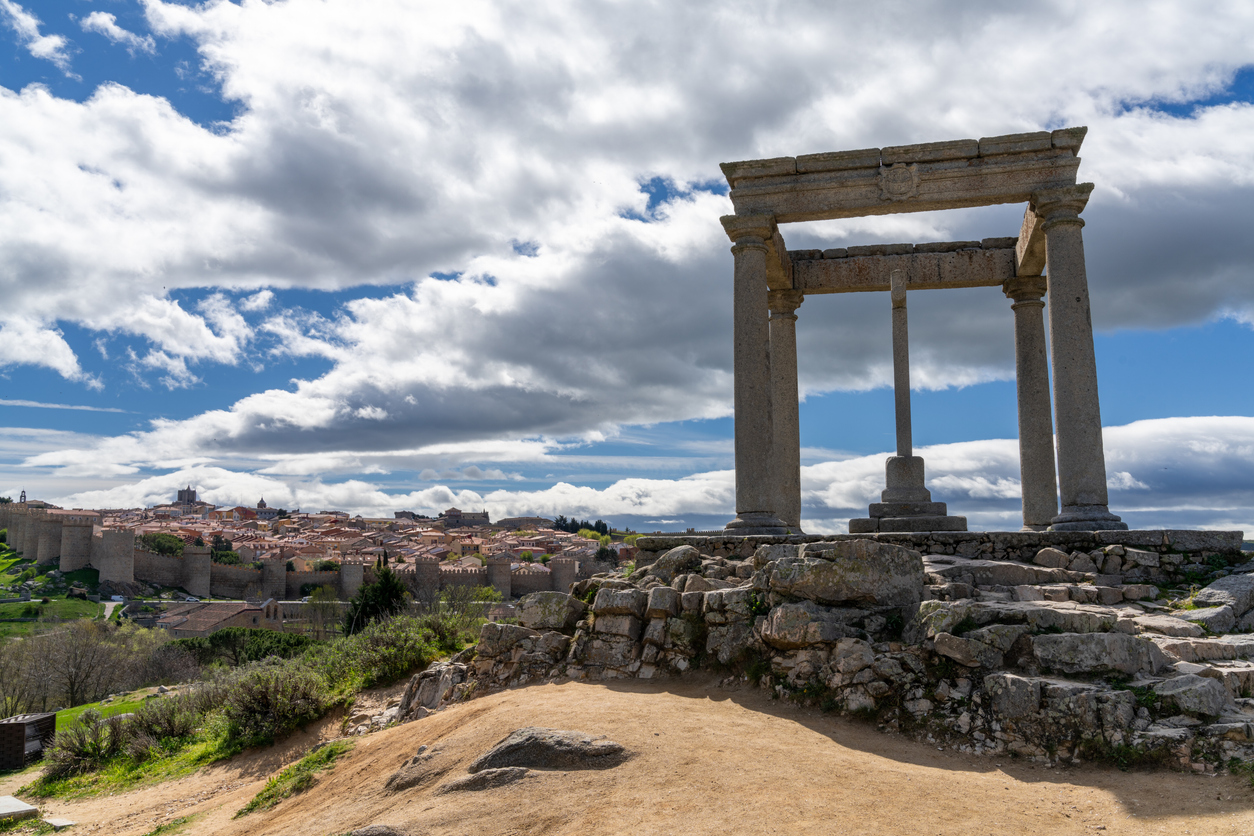 Ciudad de Ávila desde el mirador de los cuatro postes