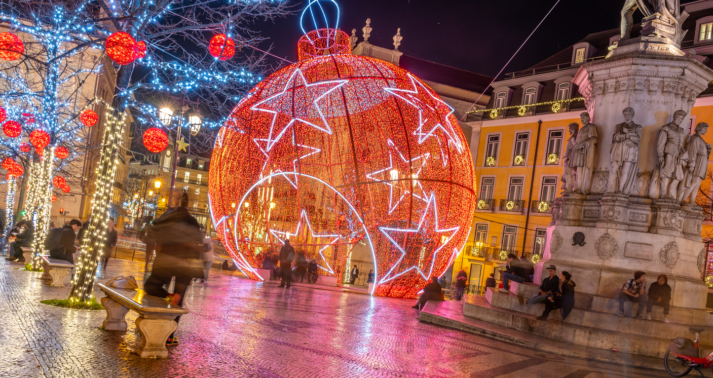 Decoración navideña en las calles de Lisboa, Portugal